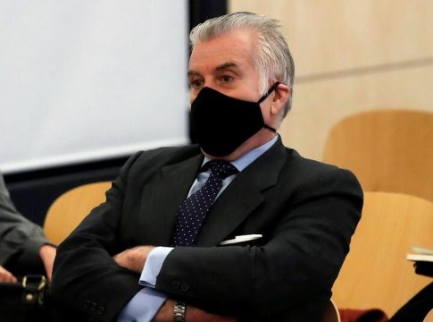 Bárcenas sale de prisión para disfrutar de los primeros seis días de permiso Bárcenas sale de prisión para disfrutar de los primeros seis días de permiso