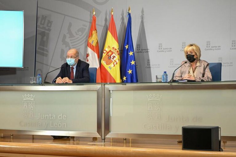 Castilla y León cierra el interior de la hostelería en 21 municipios de siete provincias