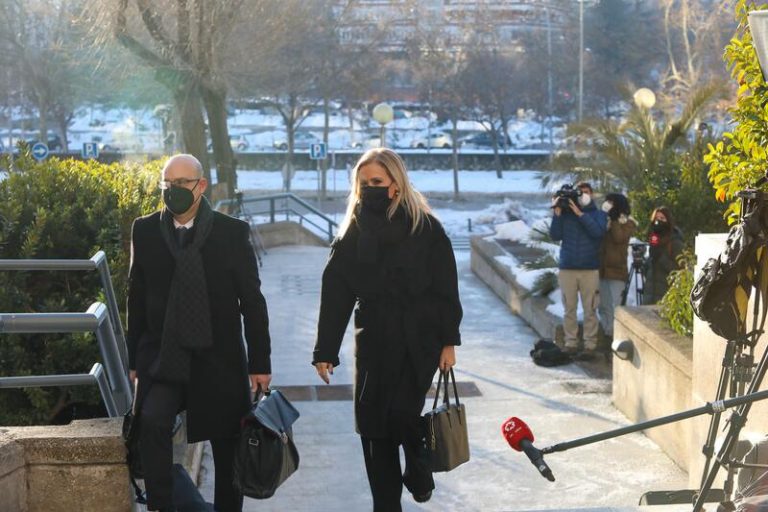 El juez de 'Púnica' archiva la causa para la expresidenta madrileña Cristina Cifuentes