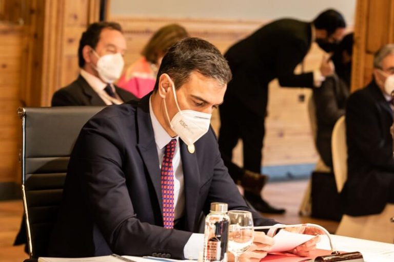 España donará hasta el 10% de vacunas a Iberoamerica cuando la mitad de la población esté inmunizada