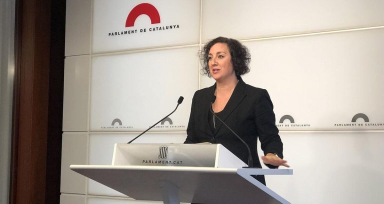 El PSC quiere otro miembro no independentista en la Mesa