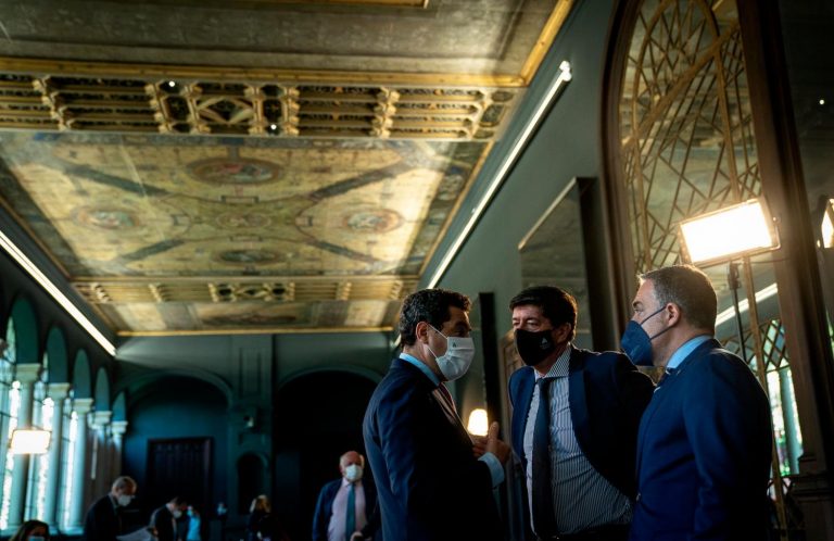 Andalucía anuncia un ahorro fiscal de 329 millones con una bajada de impuestos