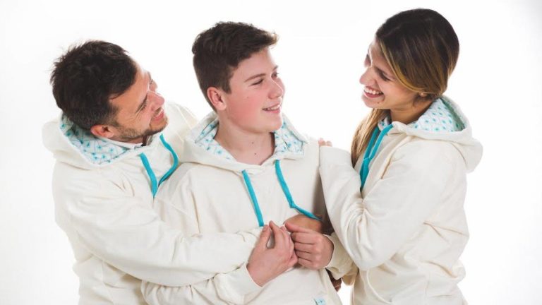 Así es la línea de ropa que elimina la Covid-19 ¡y es española!