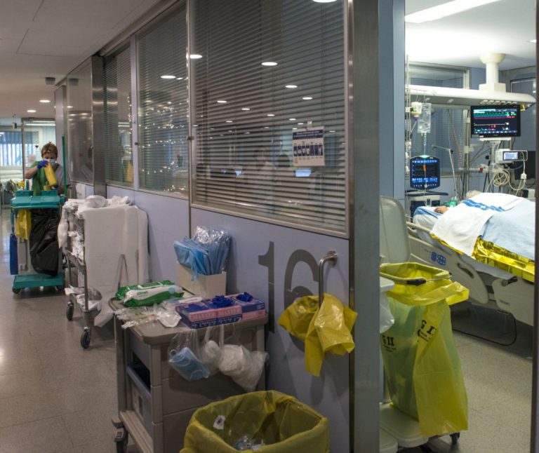 Cantabria suma 92 contagios, se dispara la incidencia y crecen los hospitalizados