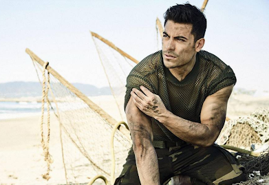 Carlos Rivera Crónicas de una guerra