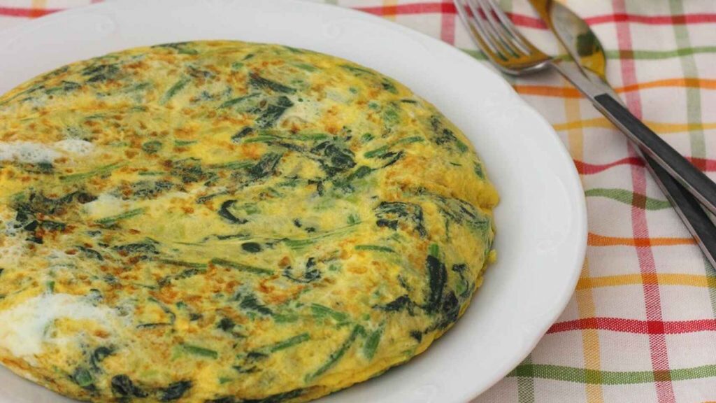 Receta de la tortilla de patatas con espinacas para chuparte los dedos
