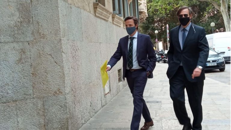 Dos policías nacionales niegan irregularidades en la instrucción del 'caso Cursach'