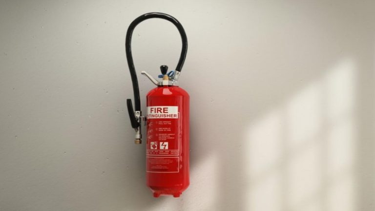 Cómo se usa un extintor