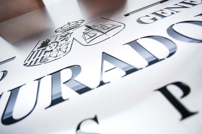 Los procuradores ponen subastas de suelo en 11 comunidades valorada en 60 millones