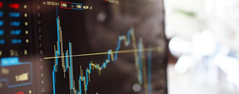 El IEE afirma que la subida fiscal del Gobierno hundiría el PIB 10 puntos