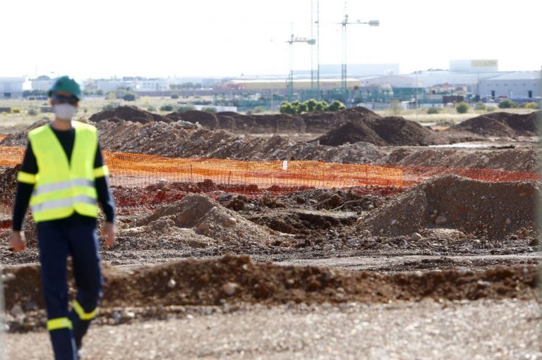 El sector de la construcción ofrece sus 50 centros de formación