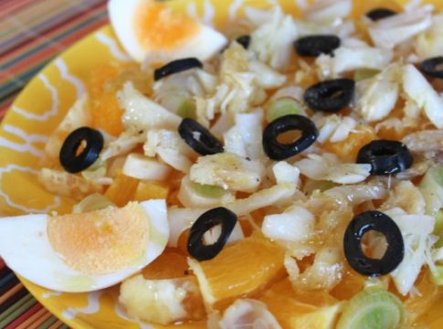 Ensalada de bacalao con naranja 1 Ensalada de bacalao con naranja: el plato más nutritivo, rápido y fresco que puedes preparar