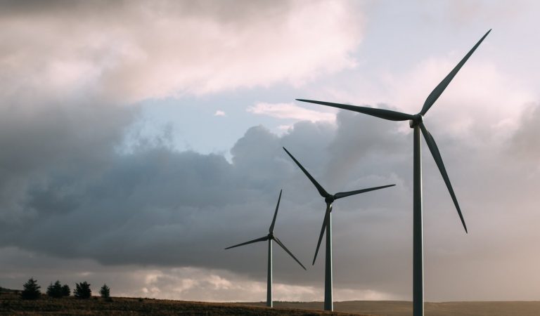 FCC Medio Ambiente participa en un proyecto de reciclaje de palas eólicas de Iberdrola