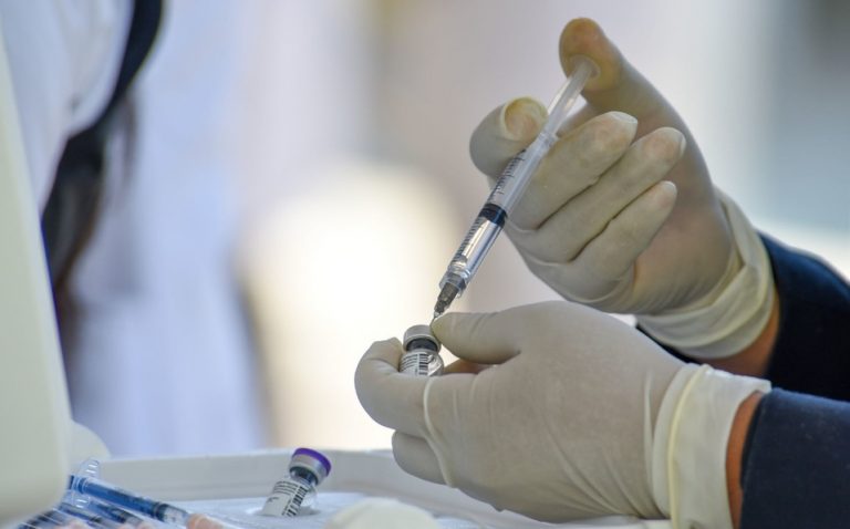 García-Sastre inicia los ensayos en fase I de su vacuna contra la covid-19