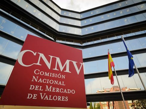 La CNMV El indicador de estrés de los mercados financieros cae a niveles prepandemia, según la CNMV