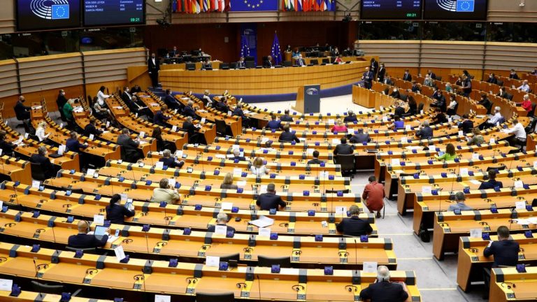 La Eurocámara pide explicaciones tras la queja de los jueces contra la reforma del CGPJ