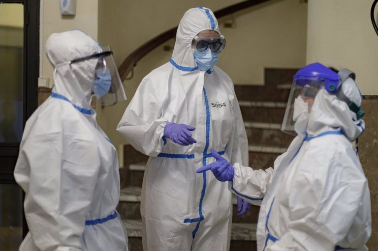 La Rioja notifica 2 fallecidos en un día el que aumentan los casos activos