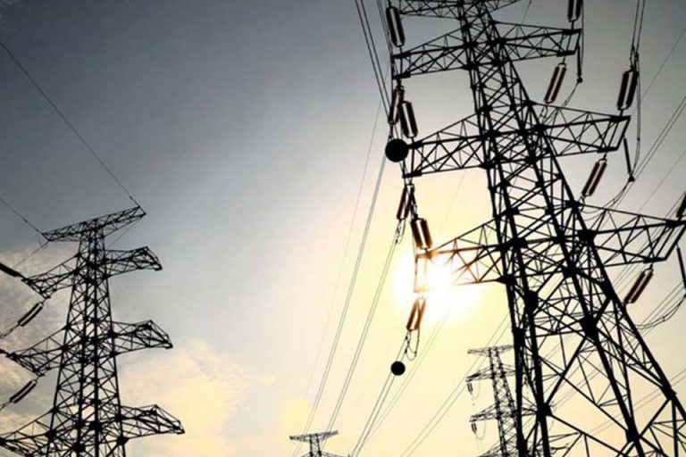 La demanda eléctrica nacional crece un 4,8% en marzo