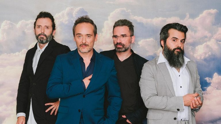 Love of Lesbian y “V.E.H.N.”, su nuevo álbum