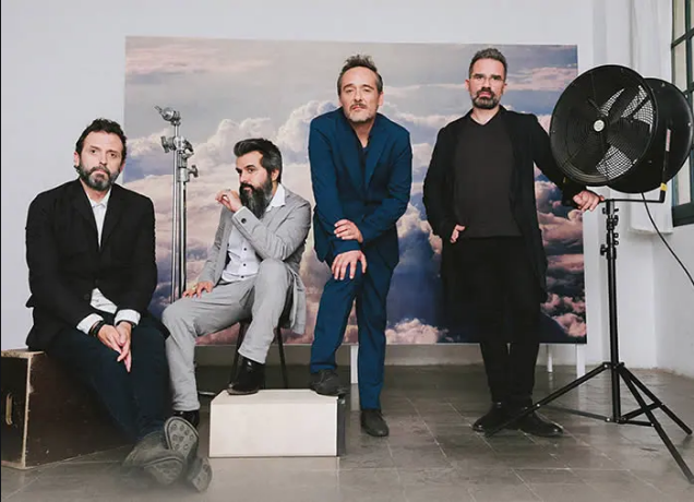 Love of Lesbian V.E.H.N.