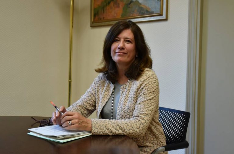 La AEPD pide a Justicia que el reenvío de imágenes y audios sexuales o violentos sea delito penal