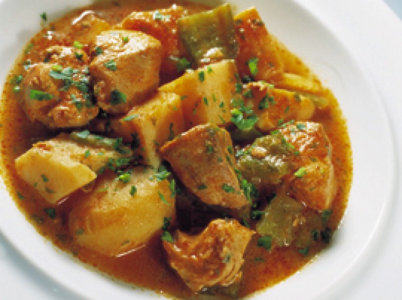 Marmitako: la receta tradicional para este guiso vasco 12 Ingredientes para Marmitako de bonito con una variación