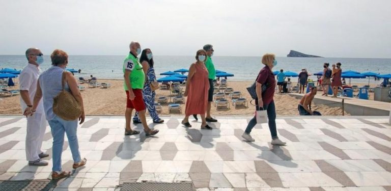 Maroto anuncia que los viajes del Imserso se reanudarán en octubre