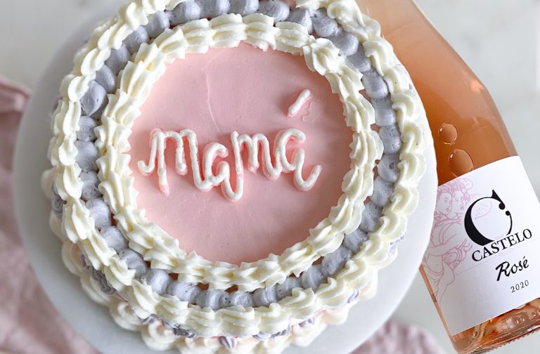 Tarta y vino para mamá: Castelo de Medina y Mia Bakery endulzan el día de la madre