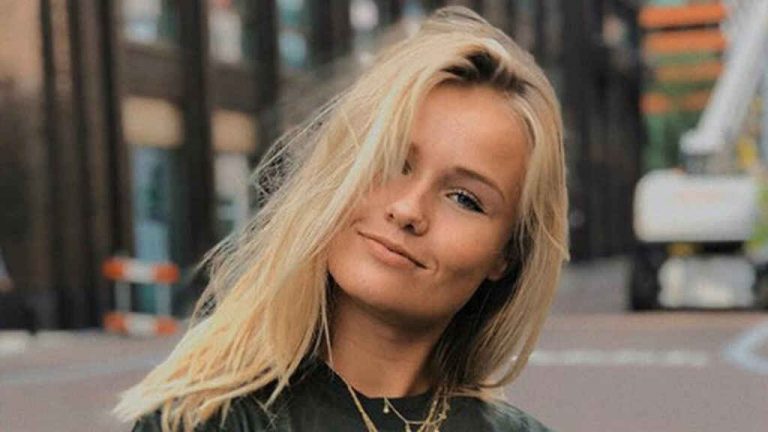 Mikky Kiemeney, la novia de De Jong que pone a los seguidores del Barça muy 'contentos' con sus posados en Instagram