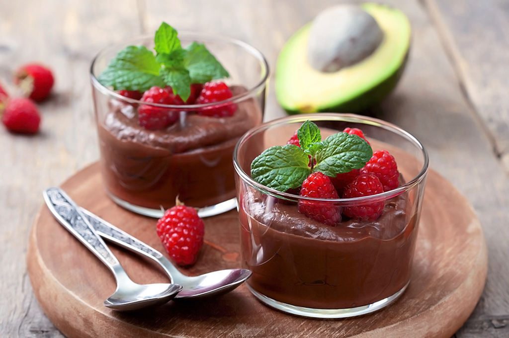 Adaptaciones de la mousse de chocolate y aguacate