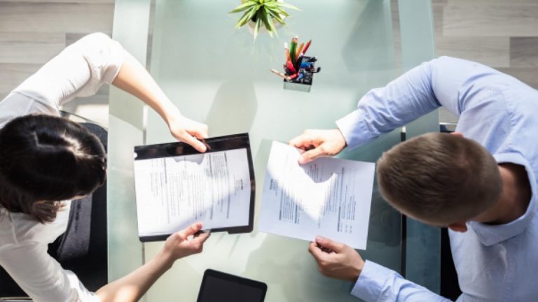 Las ofertas de empleo cayeron un 46% en 2020 por la pandemia Las ofertas de empleo cayeron un 46% en 2020 por la pandemia