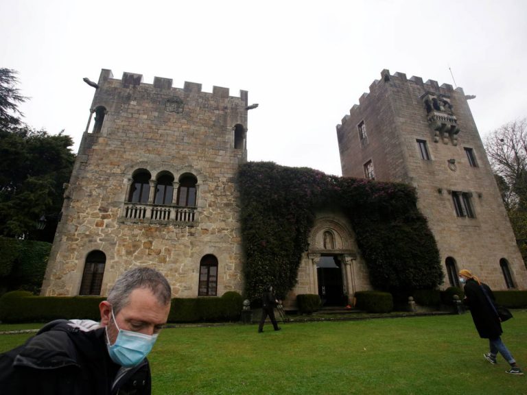 La Audiencia de A Coruña devuelve a los Franco los bienes del Pazo de Meirás