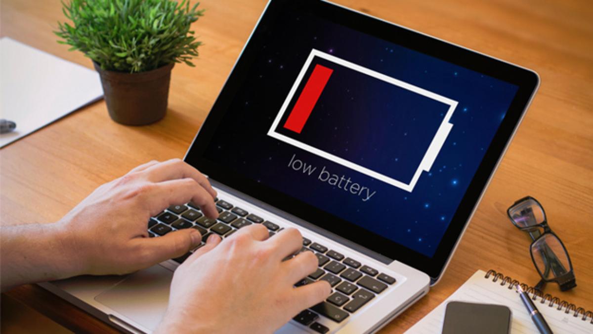 Qué es mejor, tener enchufado siempre el portátil o funcionar con la batería