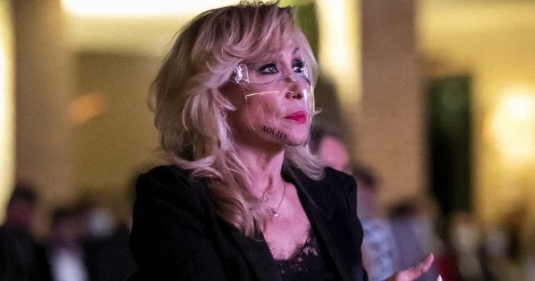 Rosa Benito siembra la duda sobre el supuesto robo a Carrasco por parte de Antonio David