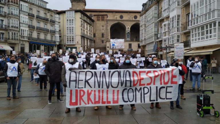 Trabajadores de Aernnova defienden la nulidad de sus despidos