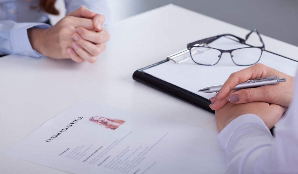 Un currículum con colores distintos