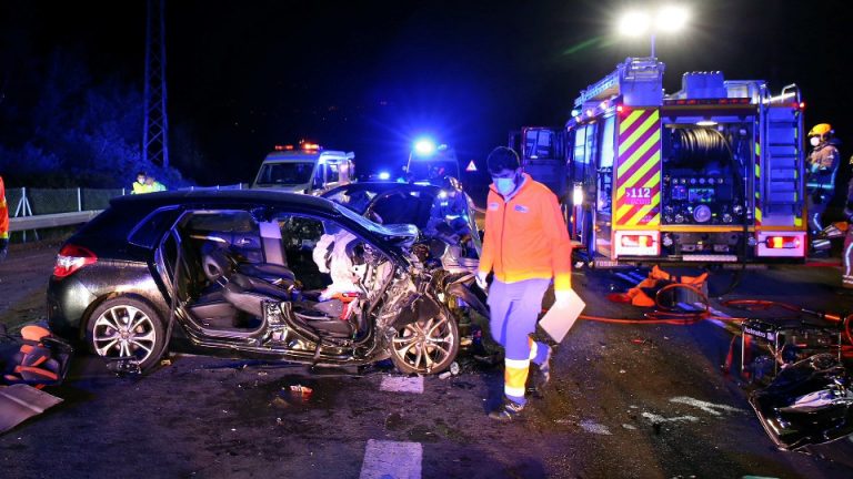 La jueza reunirá más pruebas antes de citar al conductor implicado en el accidente en Salceda