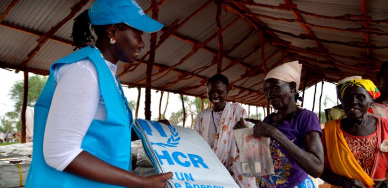 La ayuda oficial al desarrollo aumentó un 3,5% en 2020, nuevo récord por la pandemia