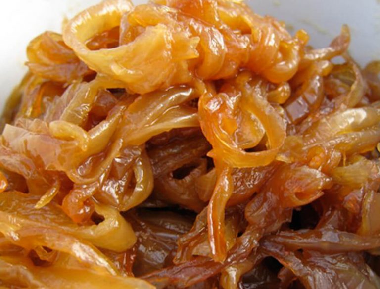 Cómo hacer una cebolla caramelizada de escándalo