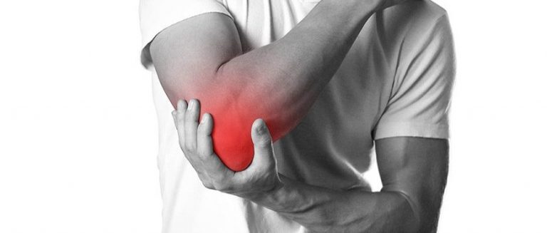 Cómo tratar el codo de tenista