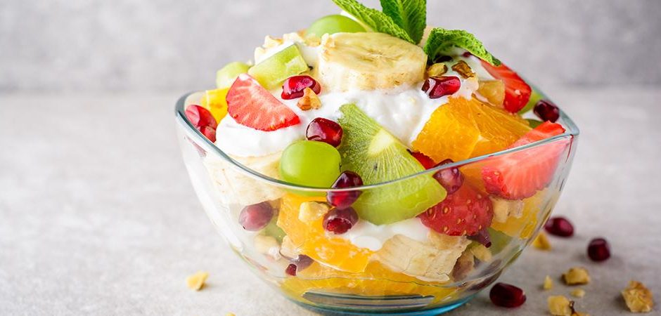 Cómo hacer una ensalada de frutas o macedonia perfecta para el postre 2 Ingredientes macedonia con yogurt