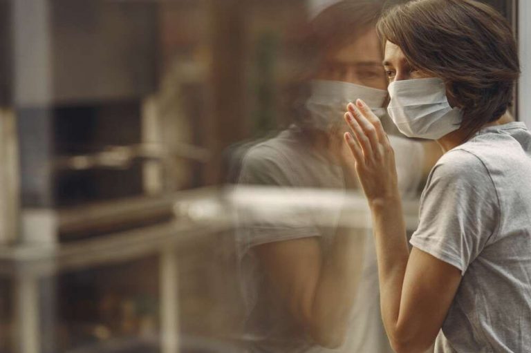 Preocupación, tristeza y depresión, estados de ánimo más extendidos en pandemia