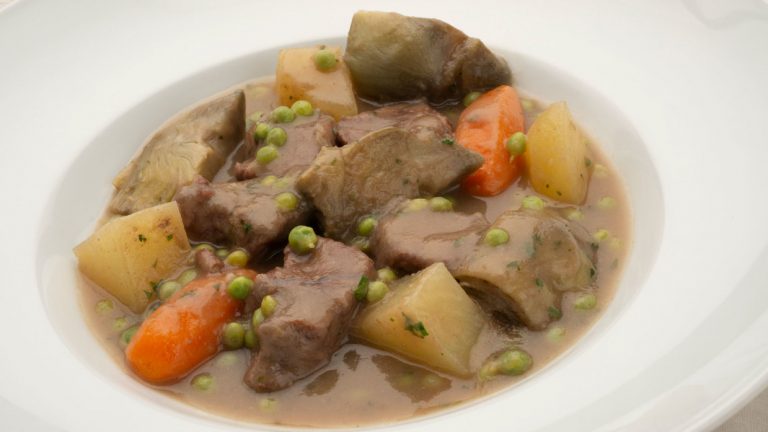 Cómo hacer un estofado de carne al estilo Karlos Arguiñano (típico de Vizcaya)