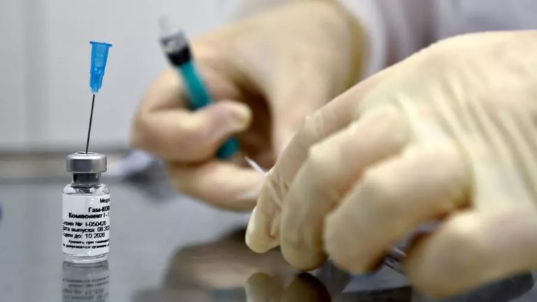 Casi 16.000 funcionarios de prisiones ya se han vacunado contra la Covid Casi 16.000 funcionarios de prisiones ya se han vacunado contra la Covid