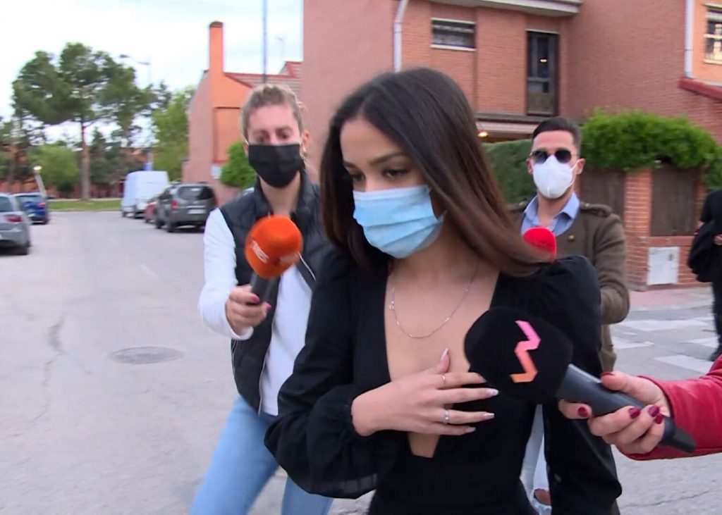 Las traiciones más viles: esto es lo que cuentan las 'amigas' de Julia Janeiro 7 Las traiciones más viles: esto es lo que cuentan las 'amigas' de Julia Janeiro