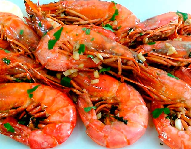 ¿Cómo limpiar los langostinos?