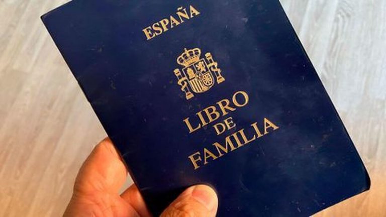 Adiós al libro de familia: Cómo inscribir a tus hijos a partir de ahora