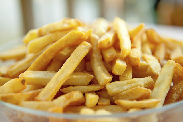 Los trucos para conseguir unas patatas fritas crocantes de primera