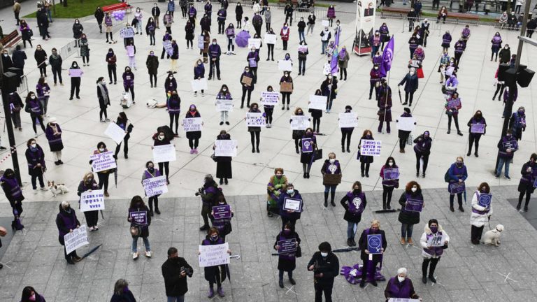 La Comisión 8M recurre ante el TC la prohibición de las concentraciones por el Día de la Mujer