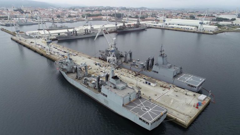 Operarios del sector naval de Ferrol se manifiestan Operarios del sector naval de Ferrol se manifiestan